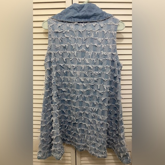 Denim Frayed Zip-Up Vest/Jacket Size Small - Picture 4 of 4